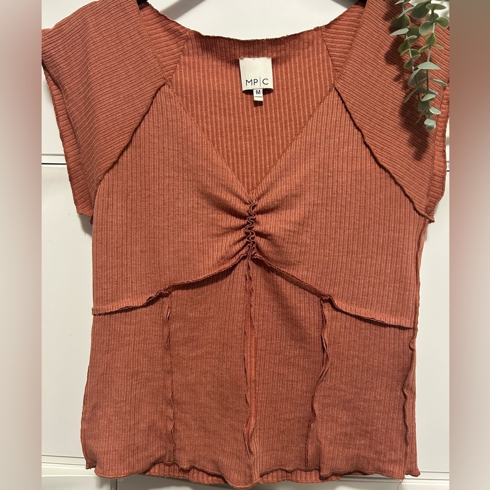 Mink Pink Tee 🧡🍑